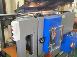 Wリング高速全自動穴あけ機